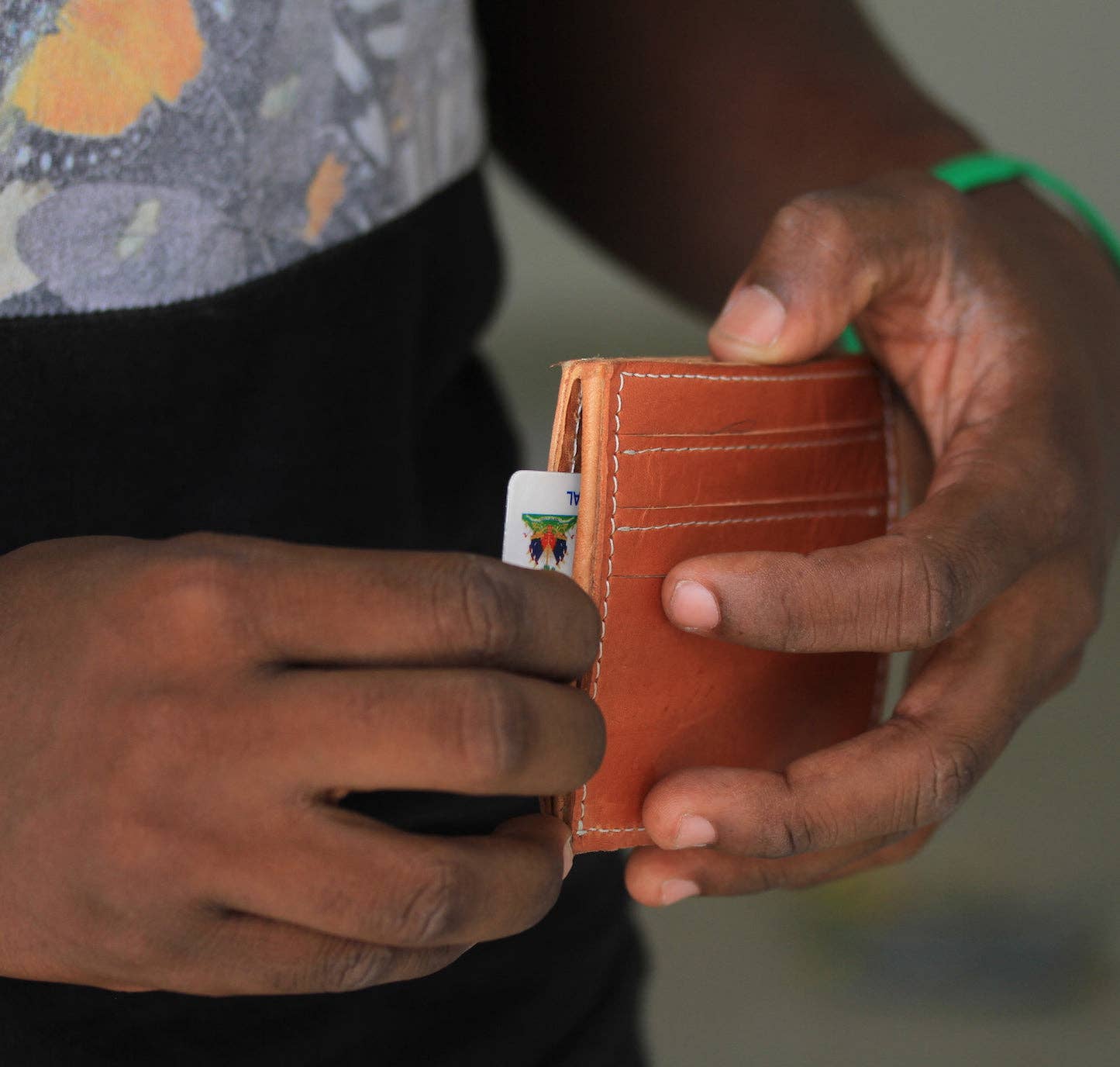 2nd Story Goods + Haiti Design Co - Wholesale Wallet - Unisex - Minimalist Leather Wallet6