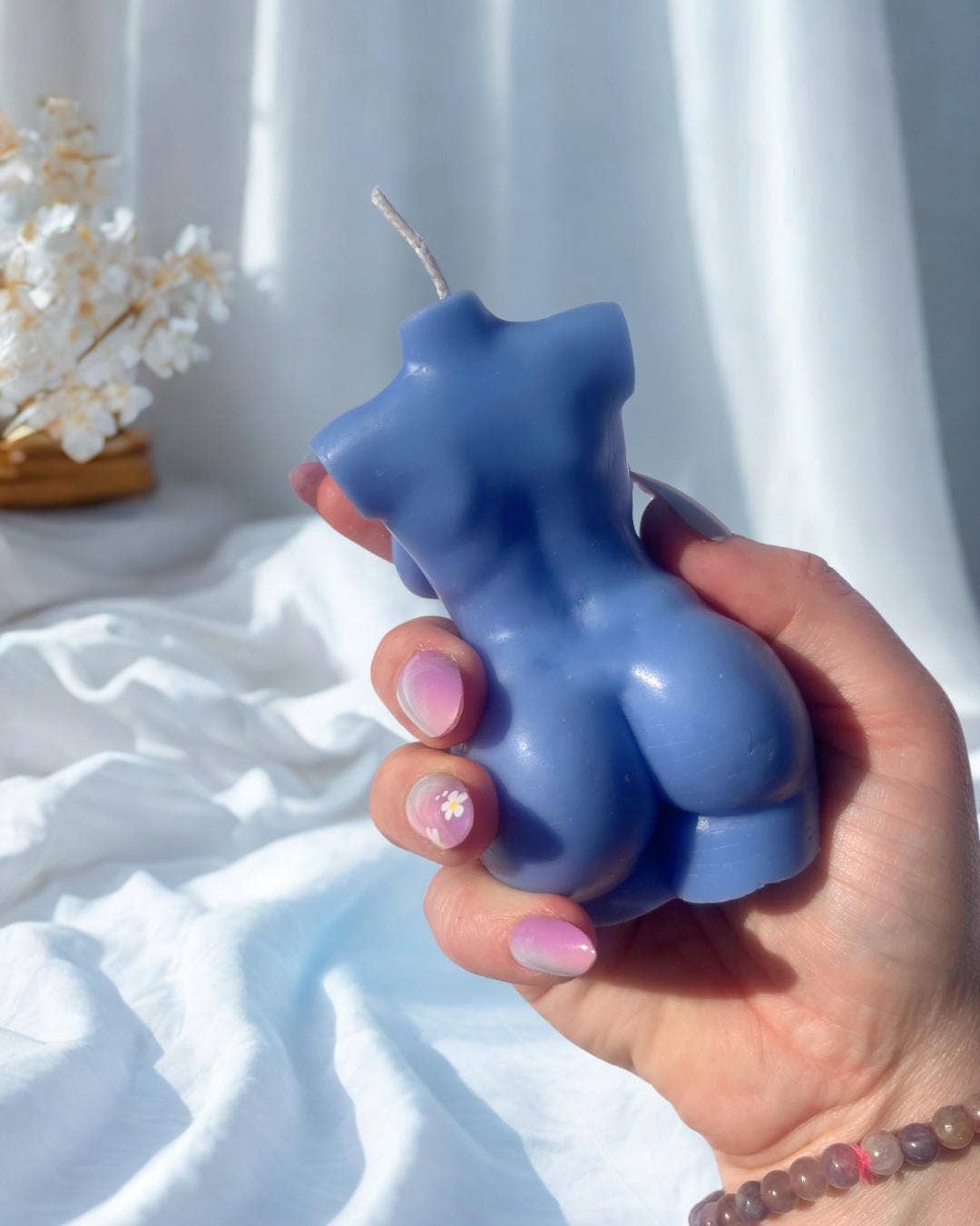 Beauty and the Moon - Wholesale Novelty Candle - Plus Size Goddess Beeswax Female Body Candle3