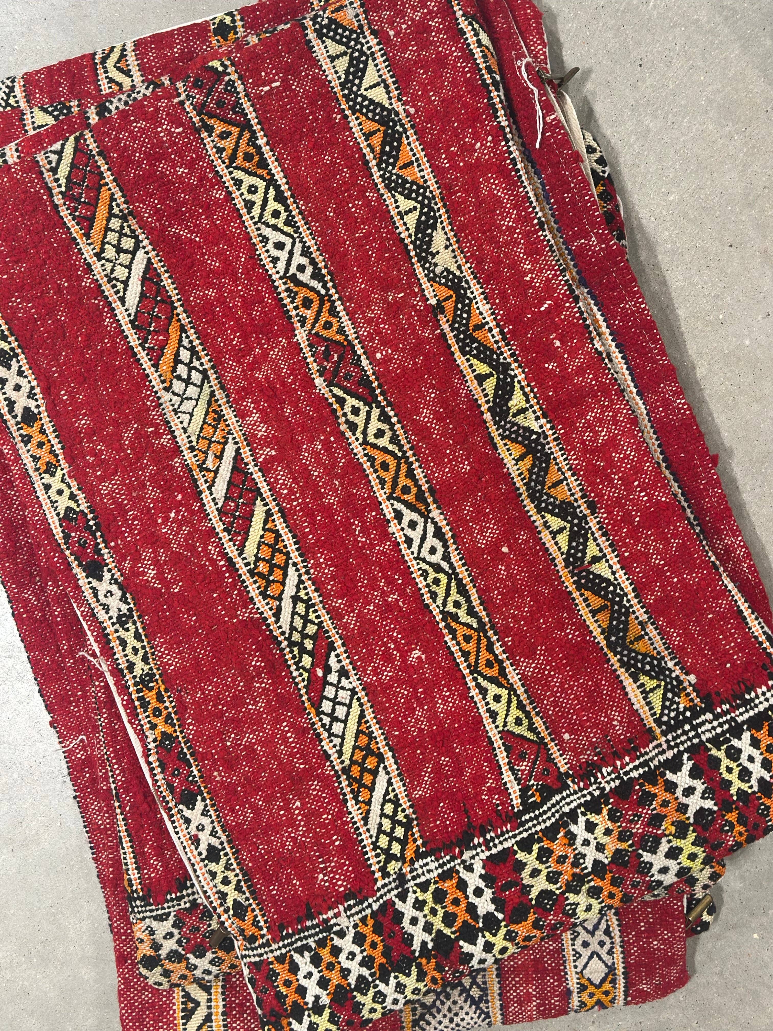 SOUK in the CITY - Wholesale Throw/Decorative Pillow - VINTAGE Upcycled Berber Cushions15