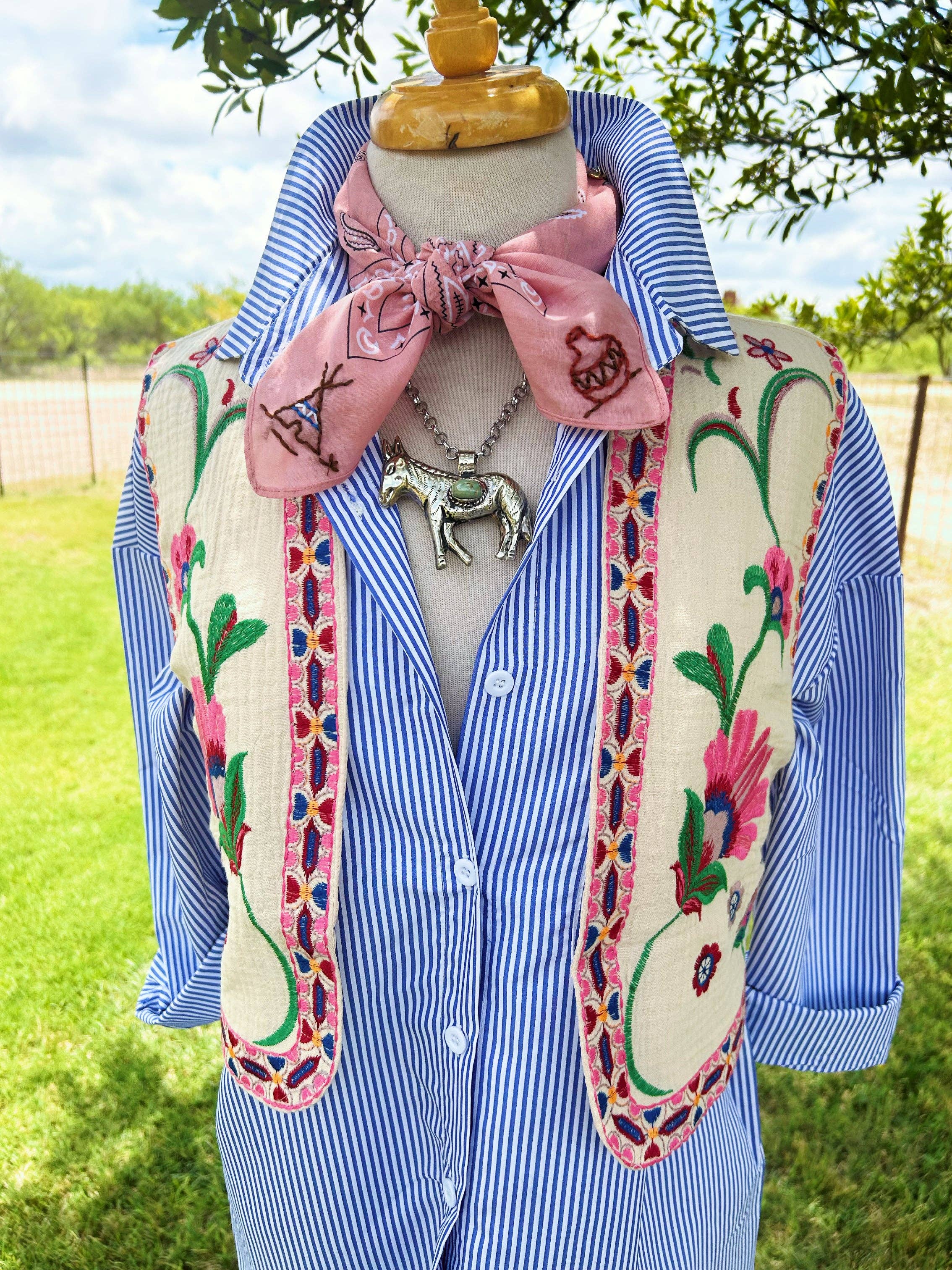 Pradera - Purveyors of the West - Wholesale Bandana - Women's - Zuni Embroidered Bandana1