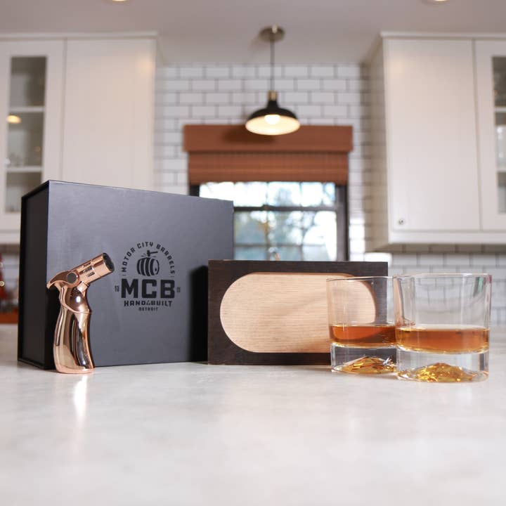 Motor City Barrels - Wholesale Cocktail/Liquor Glass - Ember Series Barrel Smoked Cocktail Kit2