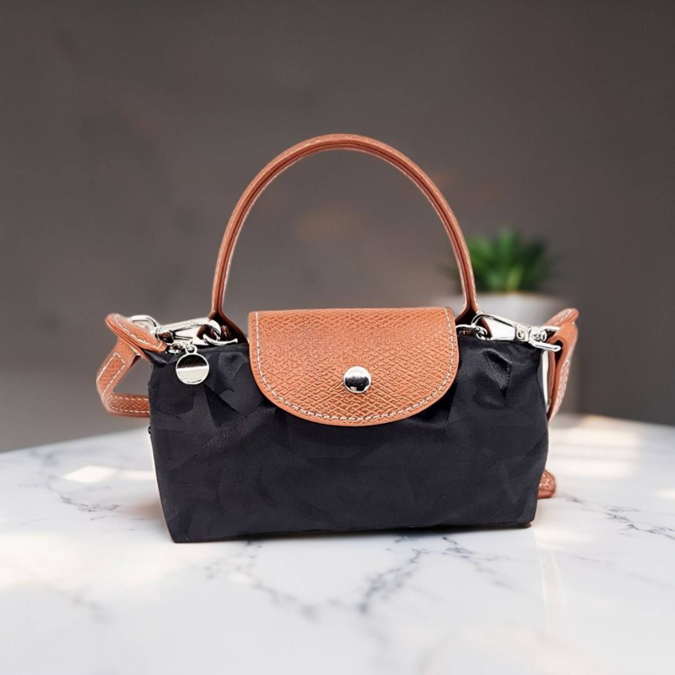 Hatzzi - Wholesale Crossbody Bag - Women's - Women's Nylon Star Pattern Mini Top Zip Flap Crossbody Bag