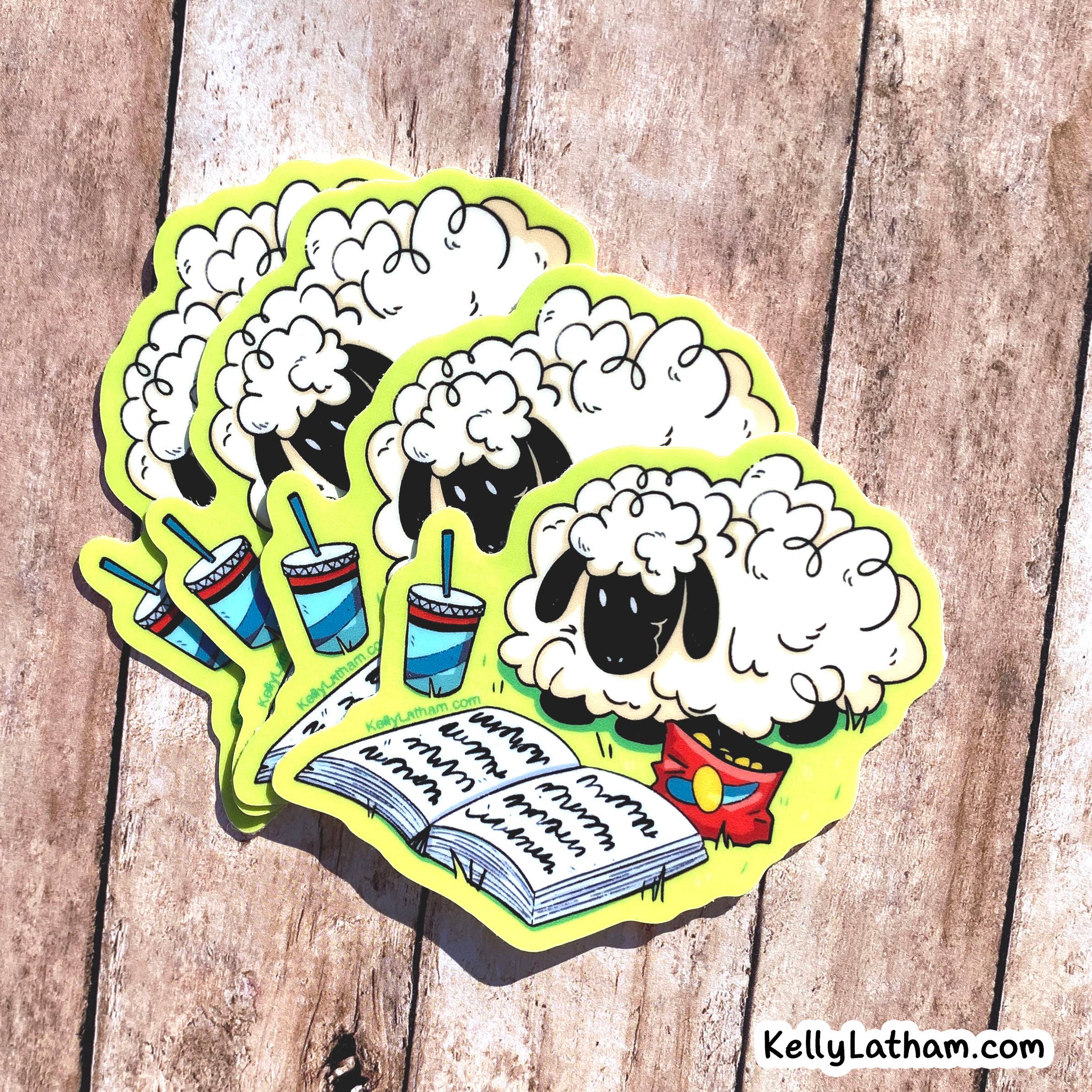 Kelly Latham Art - Vente Autocollant - Autocollant Mouton Lisant un Livre – Librairies Boutiques de Cadeaux1