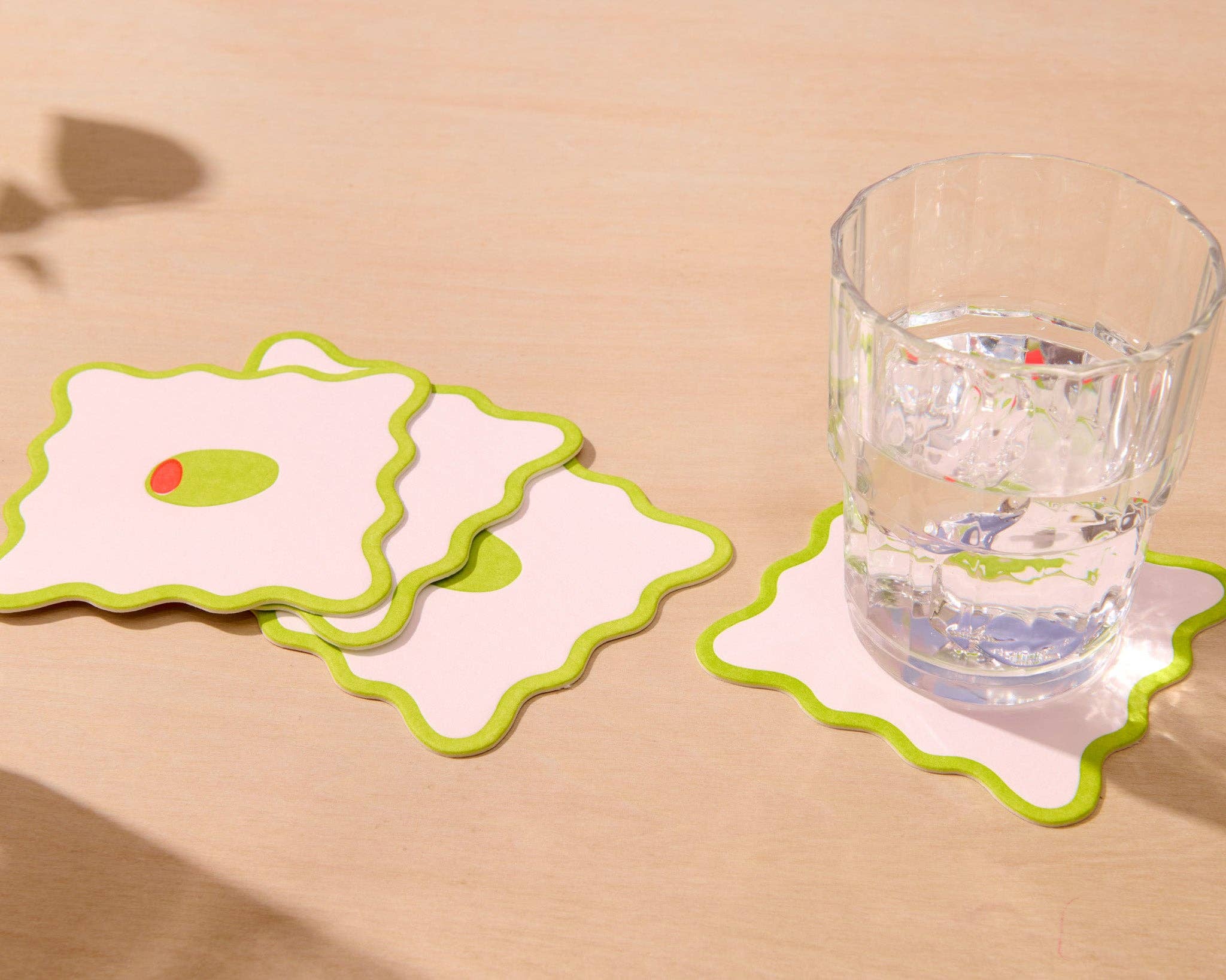 And Here We Are - Vente Sous-verre - Dessous de verre en vélin imprimé lettre Crudité - Olive (ensemble de 4) - Fabriqué aux États-Unis - Nourriture, Snack, Charcuterie, Martini - Petit cadeau, Fêtes, Guide cadeau3