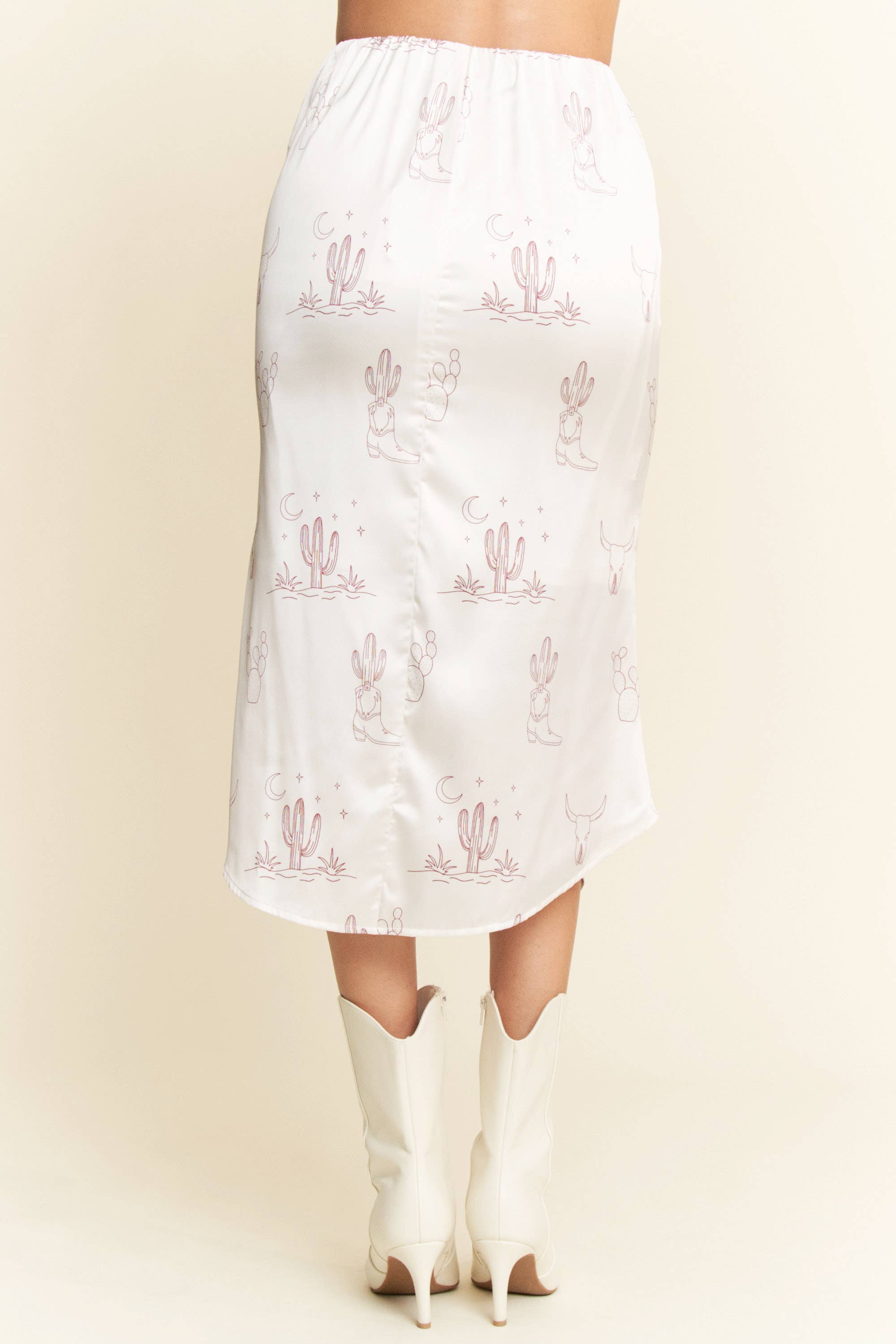 LATTE PLUS WESTERN CONVERSATIONAL PRINTED MIDI SKIRT for wholesale on Faire9