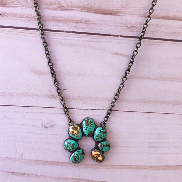 Nomadic Brunette - Wholesale Pendant/Charm Necklace - Torrington Short Necklace- Turquoise Stone