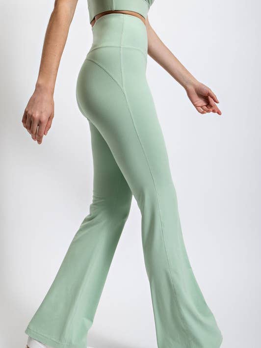 P6261PL37 Pantalon de yoga taille haute à bas évasé de grande taille pour la vente par Sunday Morning