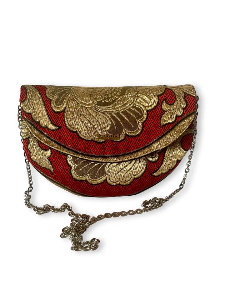 Rote Clutch mit goldener Pfingstrose für den Großhandel von Koi Girl
