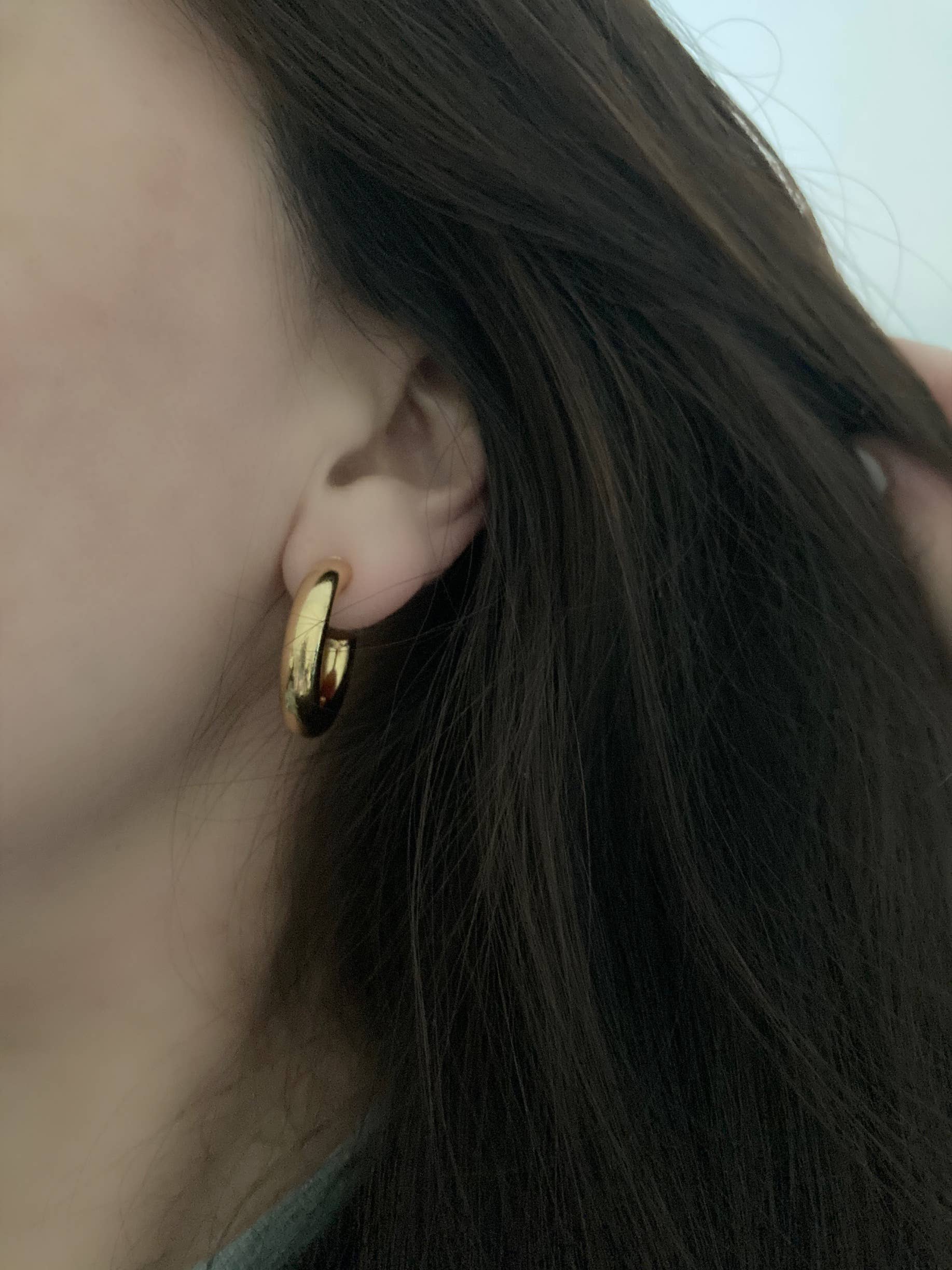 Amady Jewelry - Wholesale Hoop Earrings - 18k Gold Plated 20mm Hoops 20mm Lightweight Waterproof1