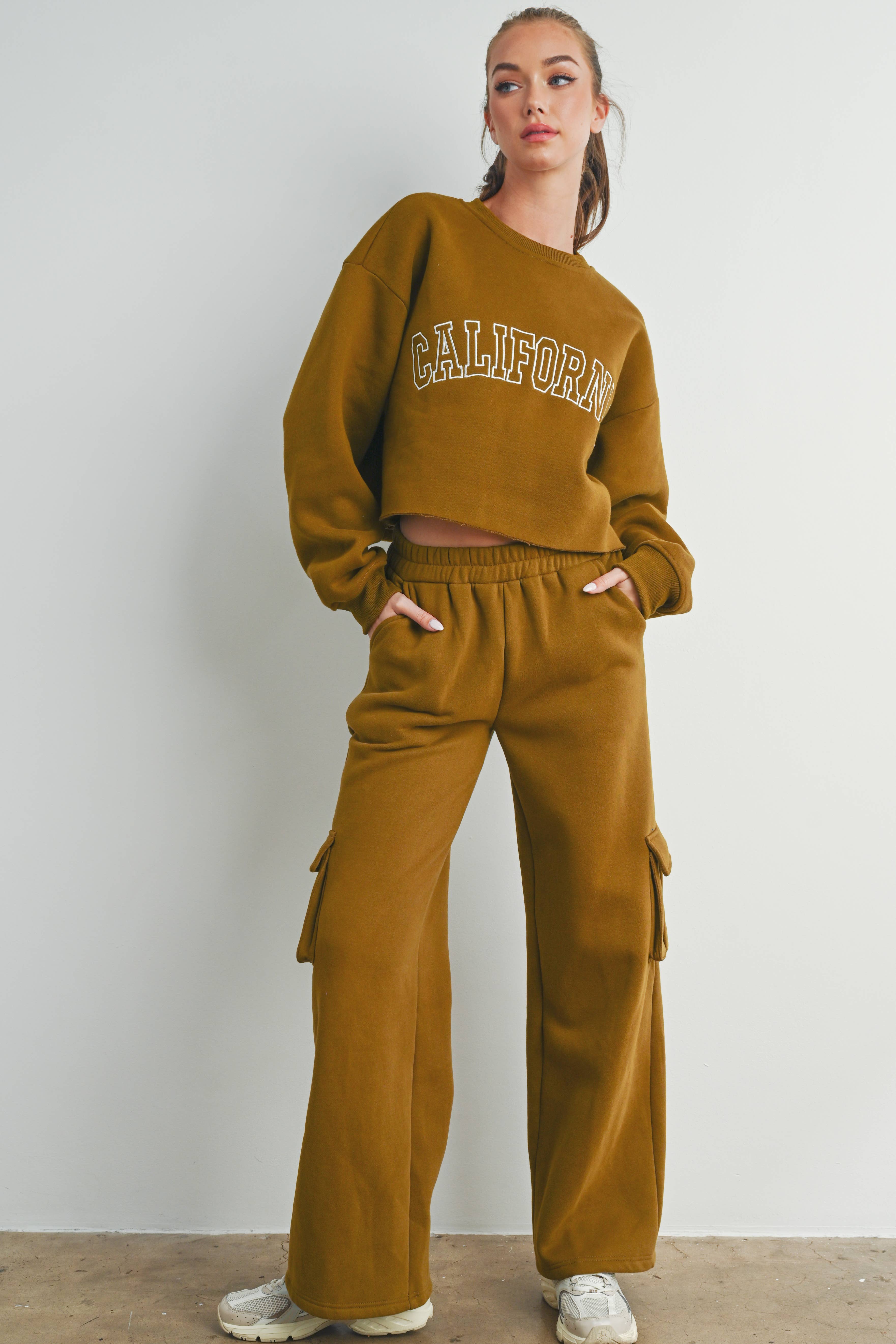 BUTTERMELON – wholesale Lounge Sweatpants/jogging bottoms – Women's – Fleece Terry With Side Patched Cargo Sweatpants - BMP714015