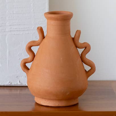 OITO Atelier – Engroshandel Vase – Håndlavet keramik 02.090