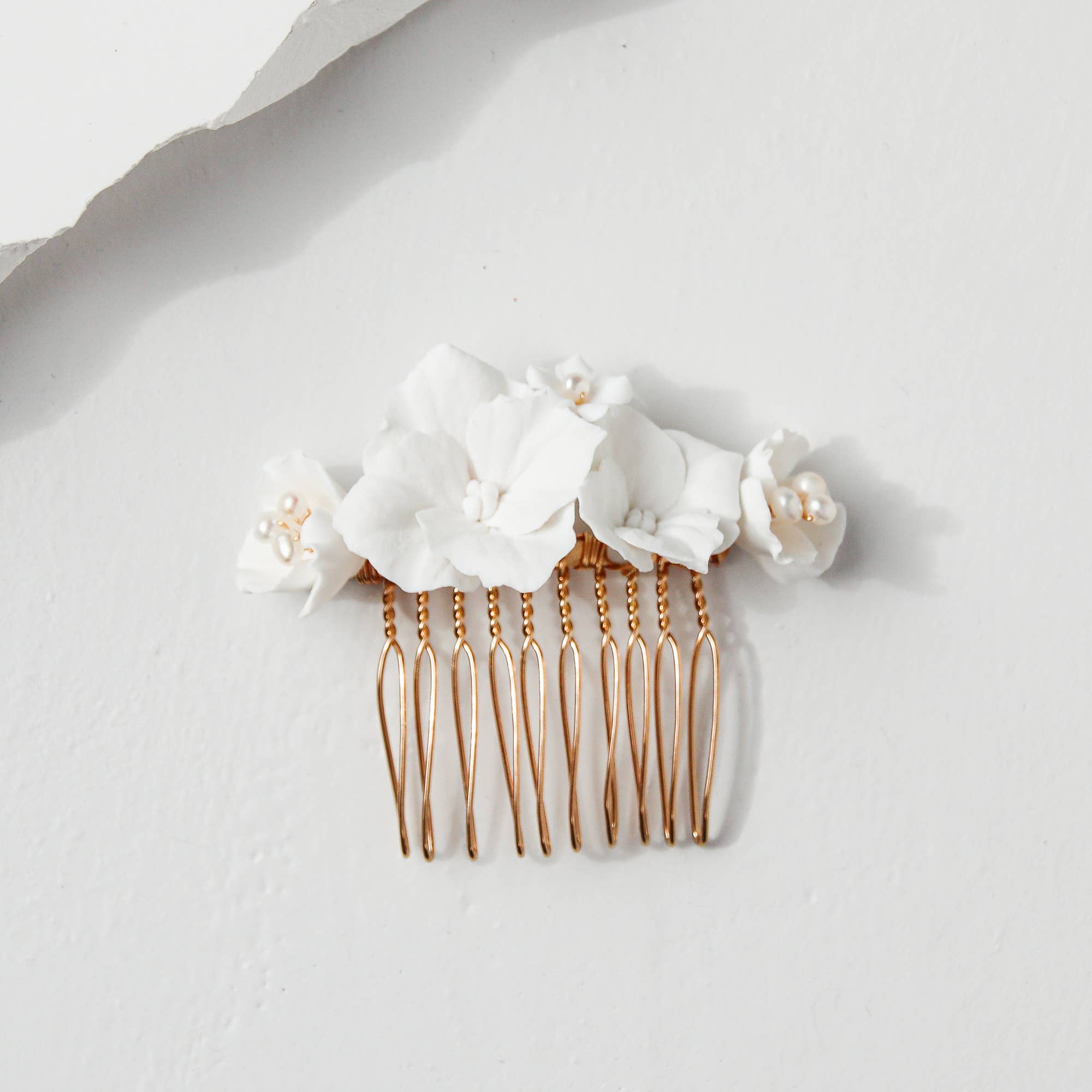 Bespoke Bridal – wholesale Hair pin – Hydrangea Hair Comb1