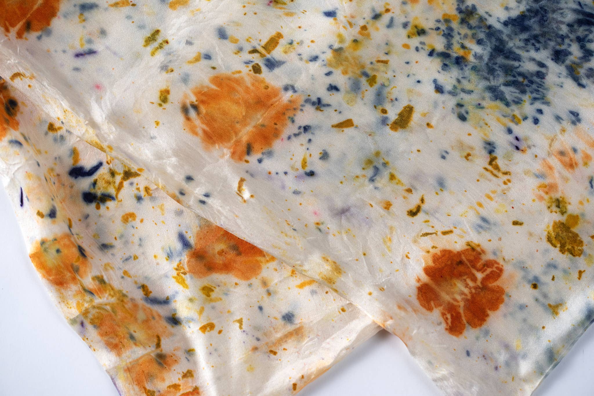 DYE KWEEN - Wholesale Bedding Pillowcase/Sham - Floral Botanically Dyed Silk Pillowcase7