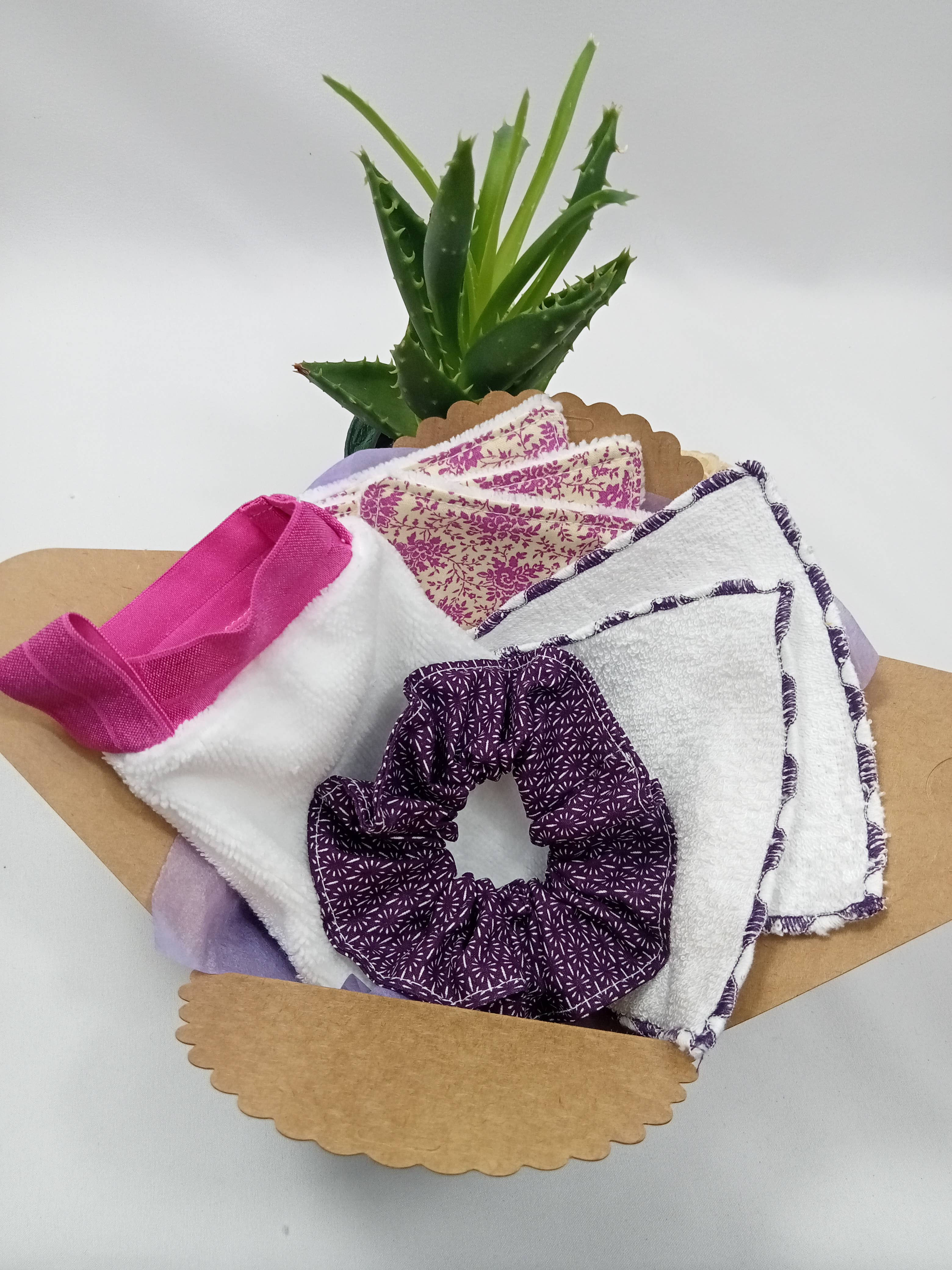 ZHENZHI - Wholesale Facial Care Set/Kit - Beauty gift box9