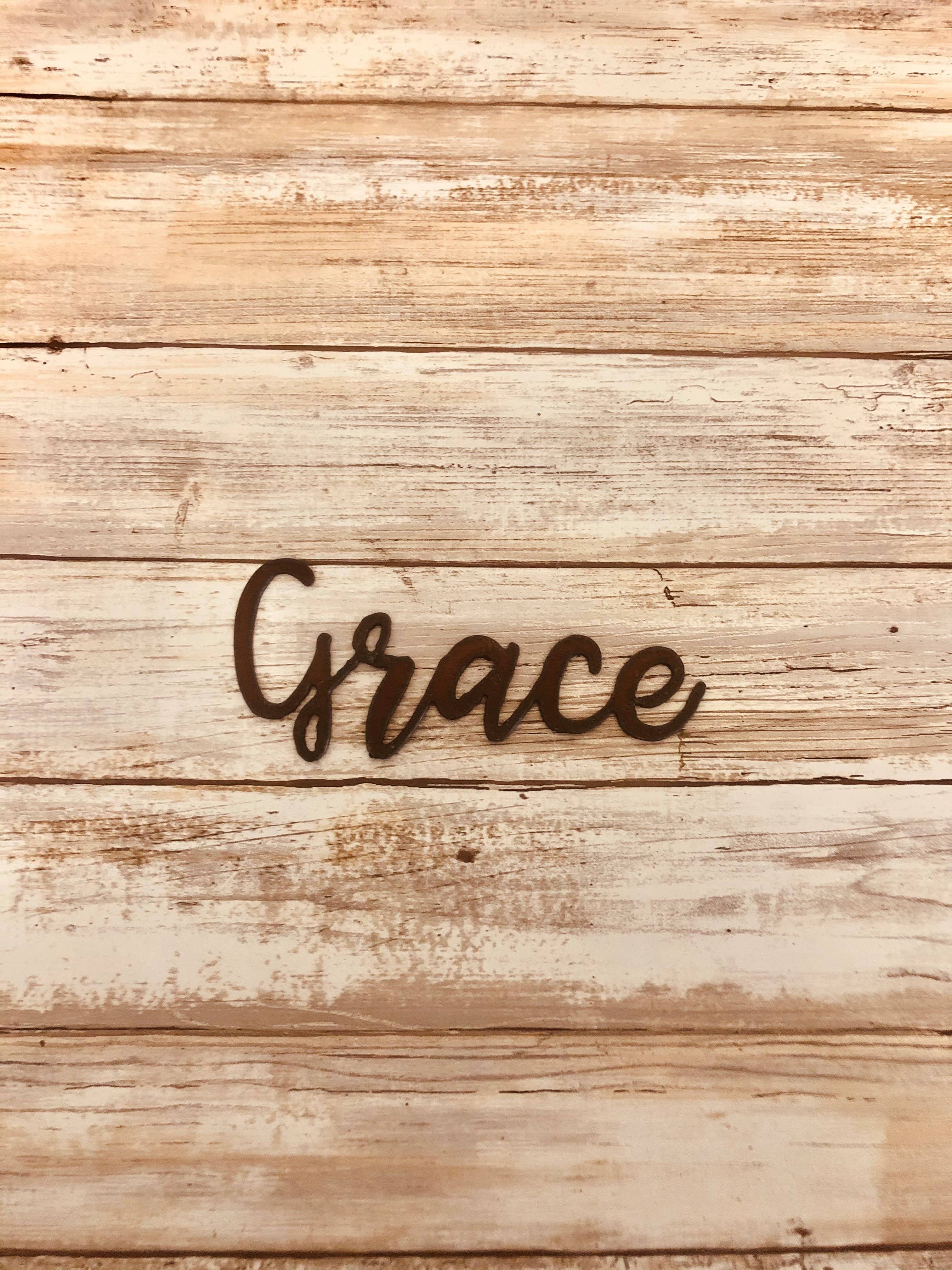 Universal Ironworks USA – wholesale Magnet – Grace Cursive Word Magnet0