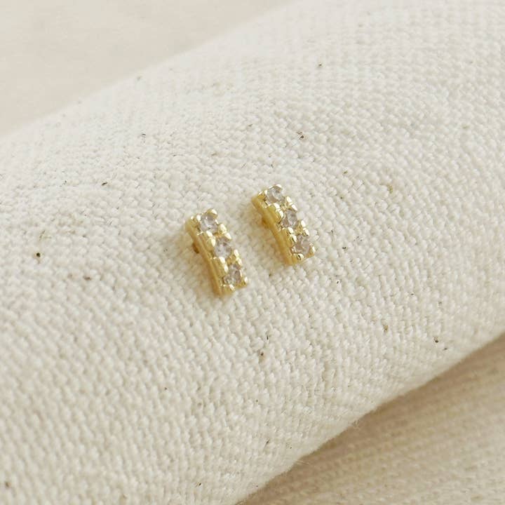 GoldFi - Vente Clous d'oreille - Boucles d'oreilles à tige en forme de mini-zircone cubique remplies d'or 18 carats2