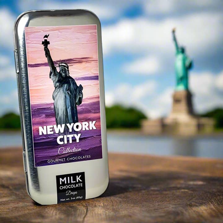 The San Francisco Chocolate Factory - Wholesale Chocolate Bar - New York Collection - Statue of Liberty - Milk Chocolate