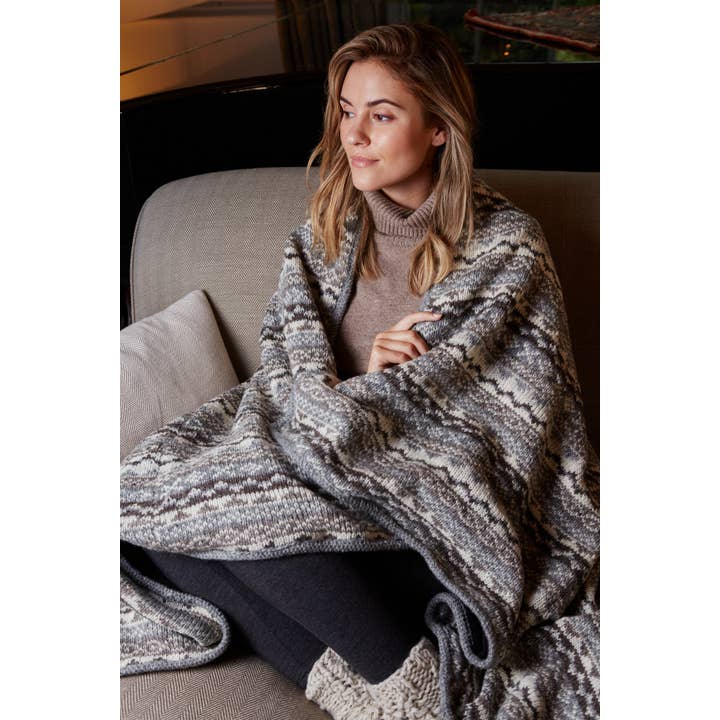 Naturel Couverture en tricot Fair Isle classique en laine naturelle Décoration intérieure en vente sur Faire