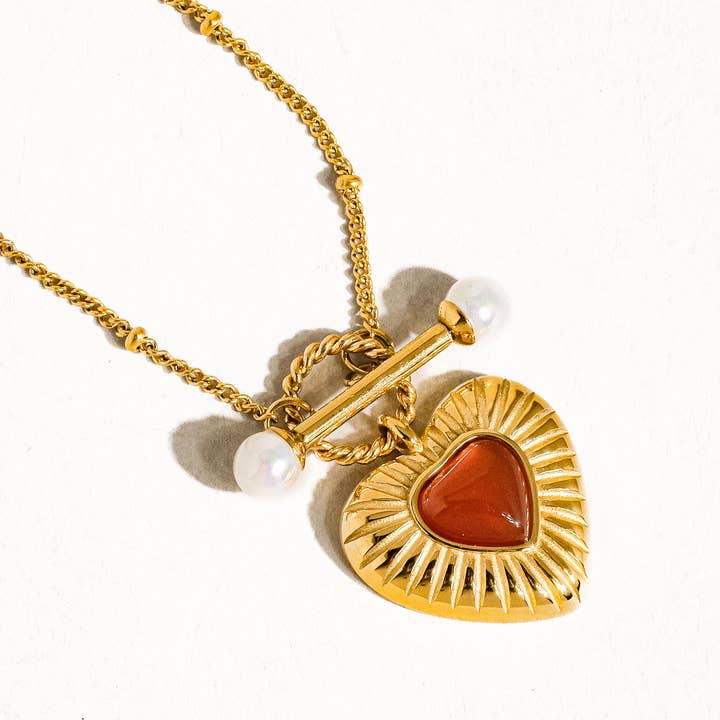 Red Havana 18K Non-Tarnish Vintage Heart Chain Necklace for wholesale on Faire