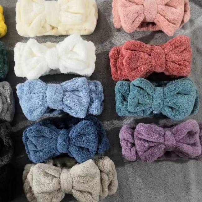 Couleurs Mix & Match Serre-tête papillon en microfibre, bandeau de maquillage pour spa (lot de 10) en vente sur Faire2