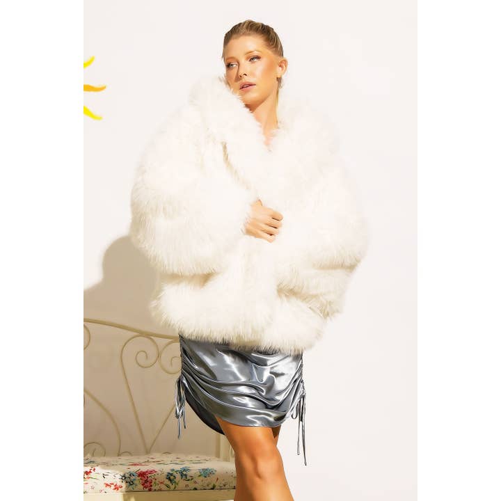 Sweet Generis - Wholesale Fur/faux fur coat – Women's - EXTRA LARGE FUR HOODIE COAT JACKET13