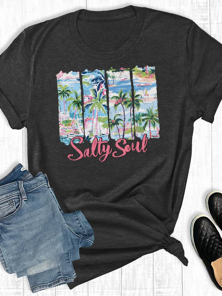 Charbon T-shirt graphique rétro plage âme salée en vente sur Faire0