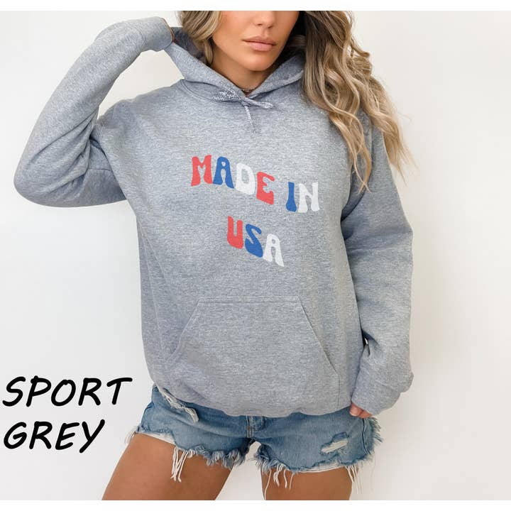 T-shirt à capuche USA Shirt 4th of July pour la vente par Roll.Flow.Infinite.