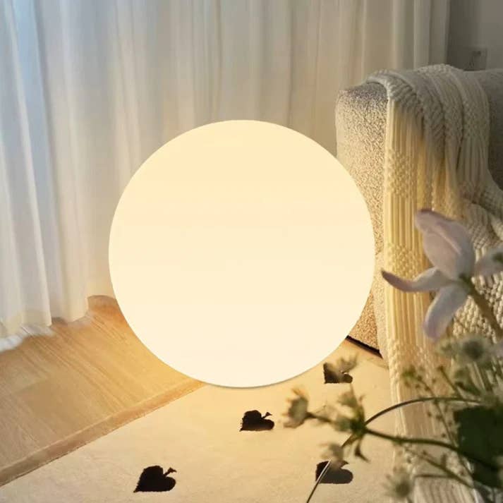 Kiyo Home - Wholesale Outdoor/lawn light - Waterproof Garden Ball Lights (Set of 2)7