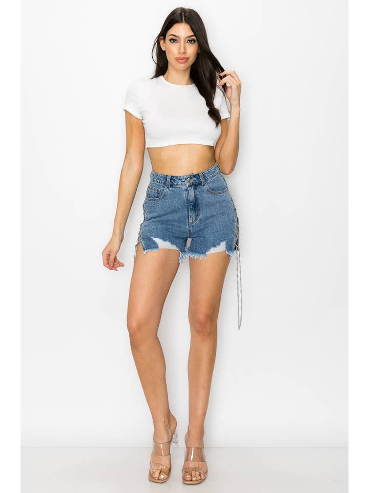 Med Medium Denim Distraherede denimshorts med sidekæde og snørebånd for engroshandel på Faire