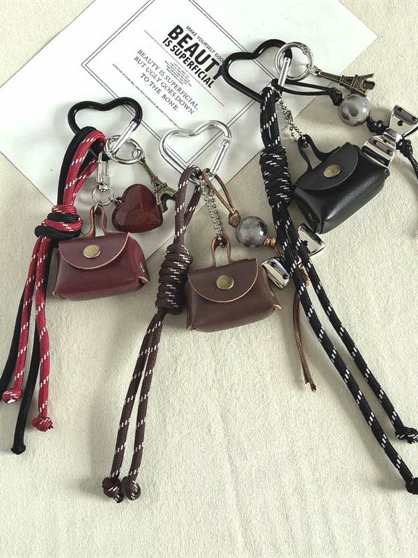 Mini Lædertaske Flettet Nøglering Charms DP25C763 for engroshandel hos Dipped Shop