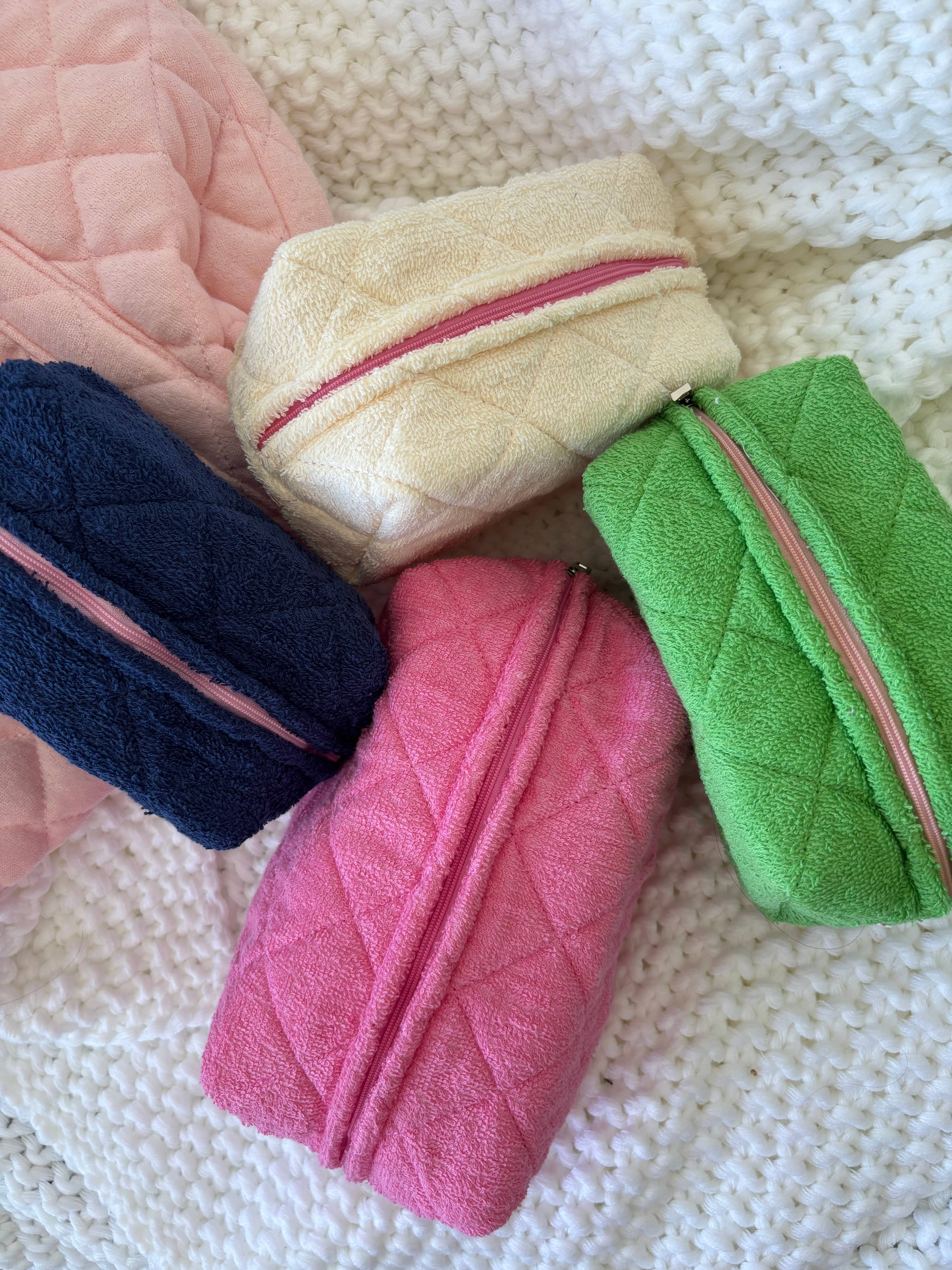 LoveLina - Wholesale Makeup/Cosmetic Bag - QUILTED MAKE UP BAG TOILETRY BAG (TERRY REG NEW)5