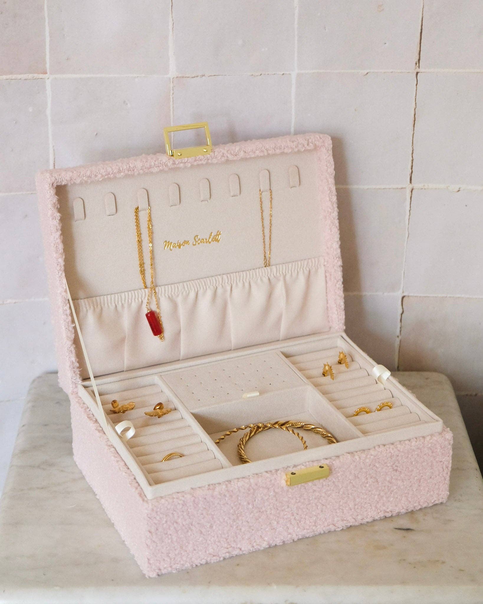 Maison Scarlett - Vente Boîte/rangement à bijoux - Boîte à bijoux Louise en moumoute3