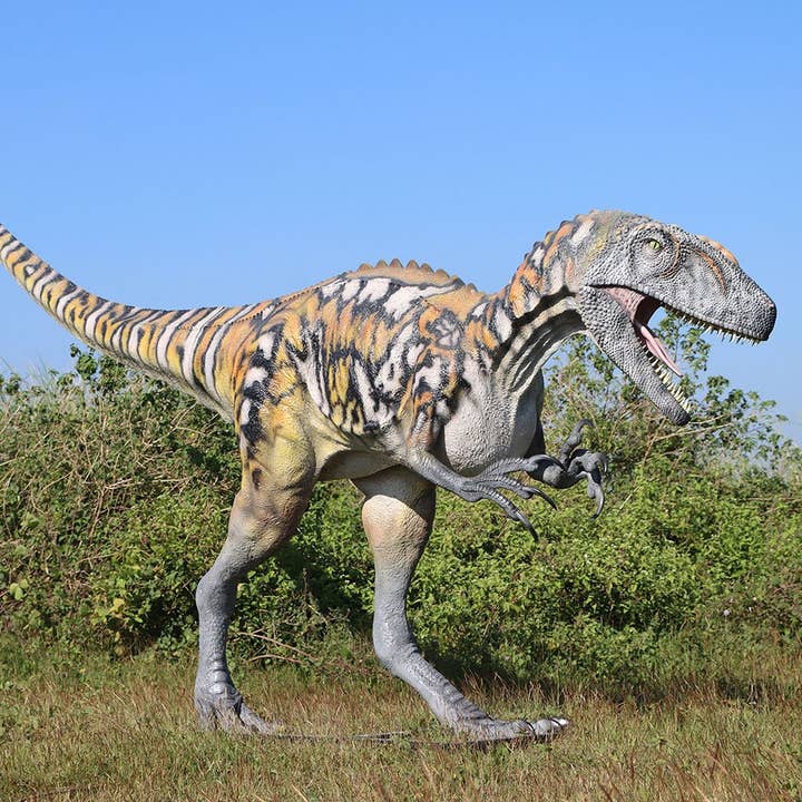 LM Treasures - Wholesale Figurine Toy - Kids - Australovenator Dinosaur Life Size Statue1