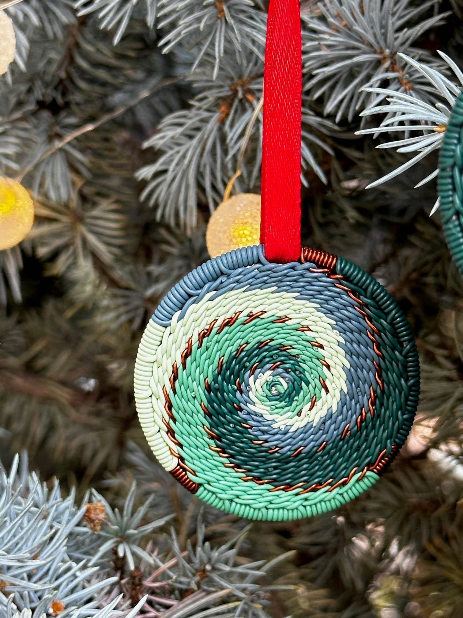 TW Collection - Emerald for wholesale on Faire4