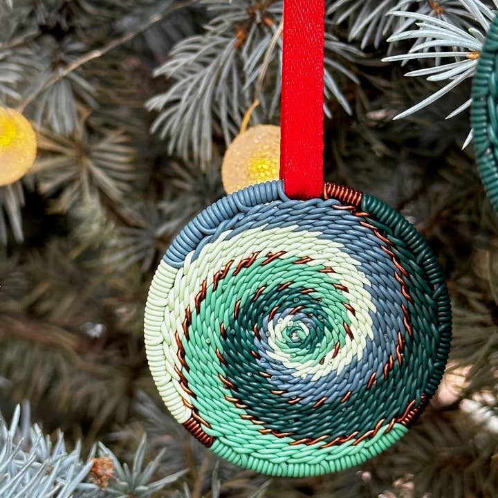 TW Collection - Emerald for wholesale on Faire4