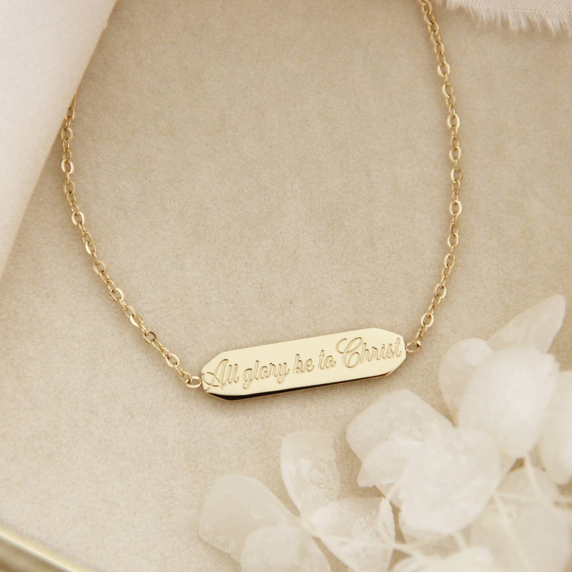 LoveStory Collection – Engroshandel Armbånd med vedhæng – Cross armbånd, al ære være til Kristus armbånd1