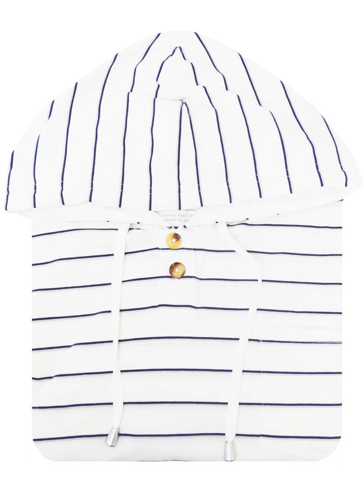 Sweat à capuche Deep Point, blanc à rayures médiévales et grises pour la vente par Bald Head Blues