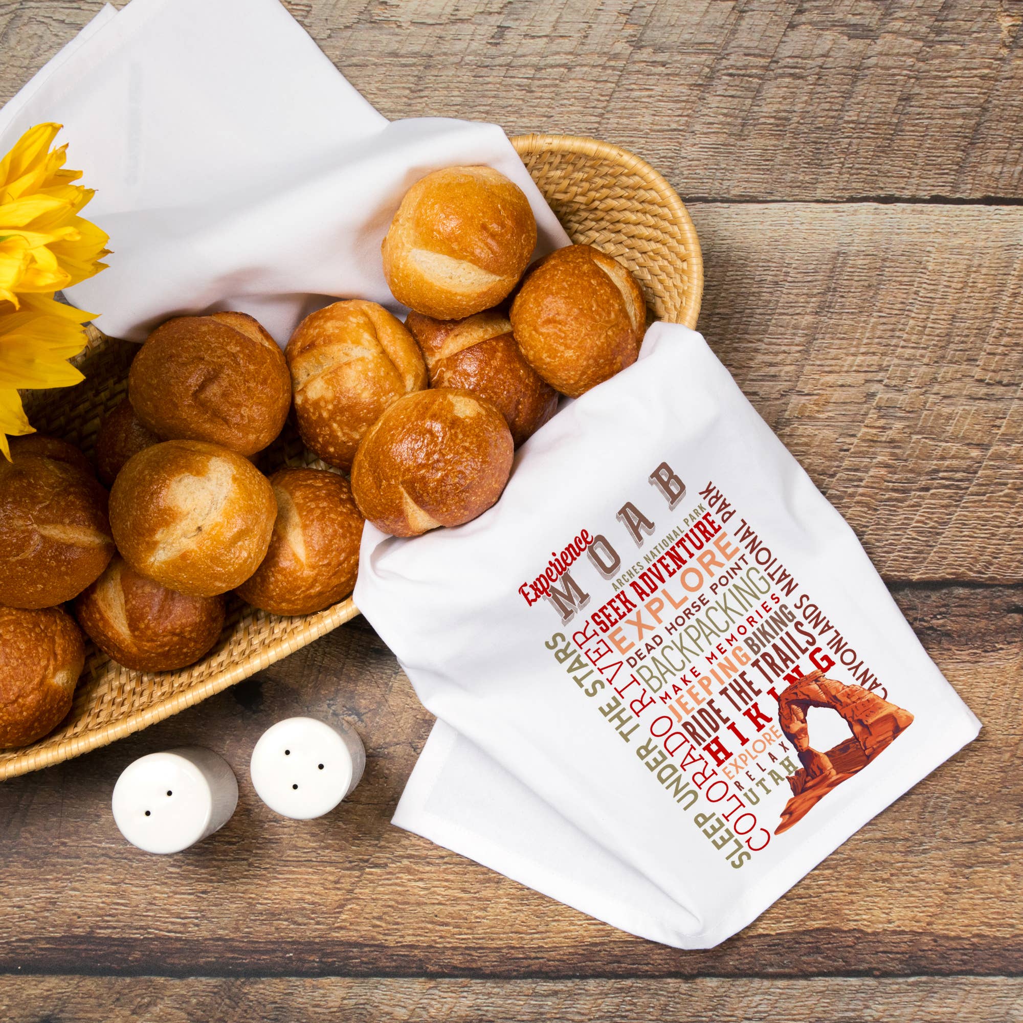 Lantern Press - Vendita all'ingrosso Strofinacci - CANOVACCIO BIOLOGICO Experience Moab, Utah, Tipografia7