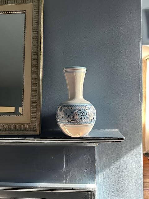 Painted Italian Vase for wholesale by Honeychurch