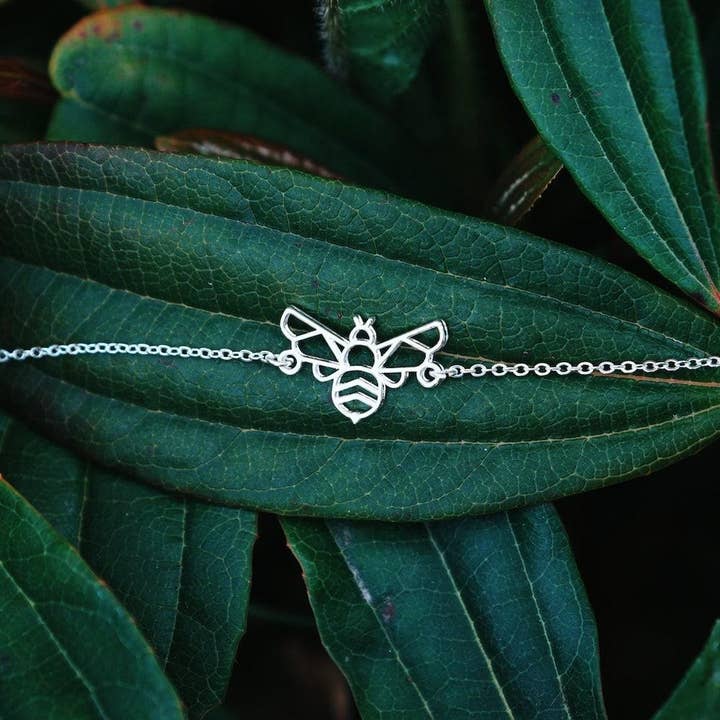 Silbernes Bienenarmband mit Kette für den Großhandel von Mountplane