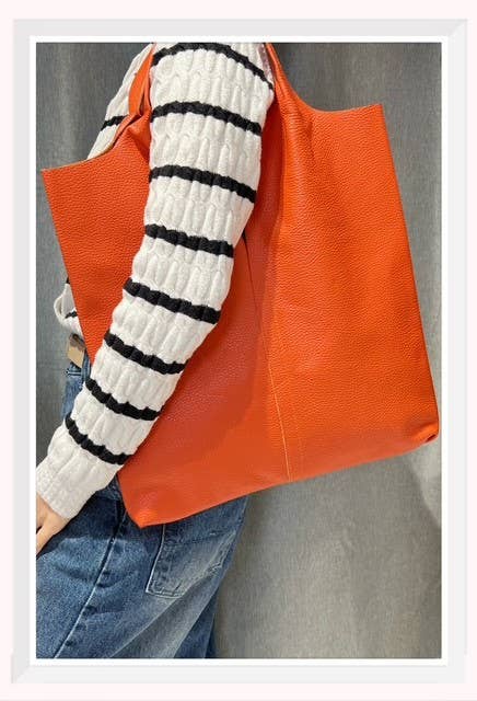 Z et Z - Wholesale Belt Bag - Women's - Grained leather or iridescent leather tote bag13