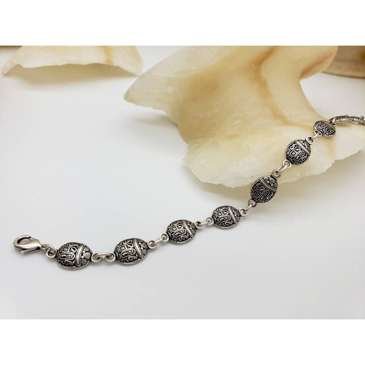 Discoveries, Inc. - Vendita all'ingrosso Braccialetto con ciondolo/pendente - Bracciale a maglie con scarabeo egiziano, argento anticato1
