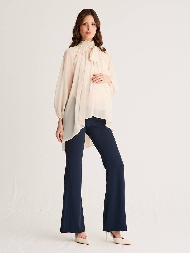 Hailey Bukser Navy · Allure · for engroshandel hos Bruna