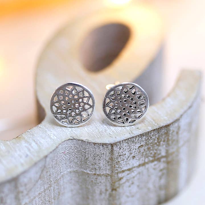 silver earring - mini plain mandala for wholesale by Ethike.eu