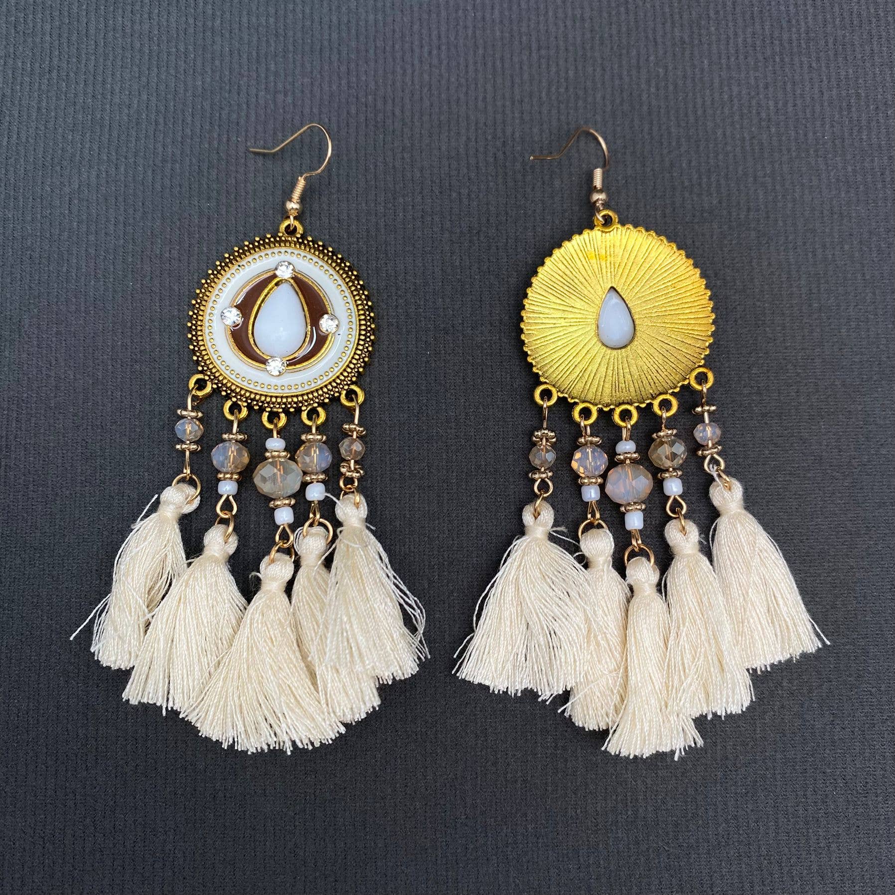 Mio Queena - Vente Boucles d'oreilles pendantes - Boucles d'oreilles pendantes à pampilles blanches de styles variés1