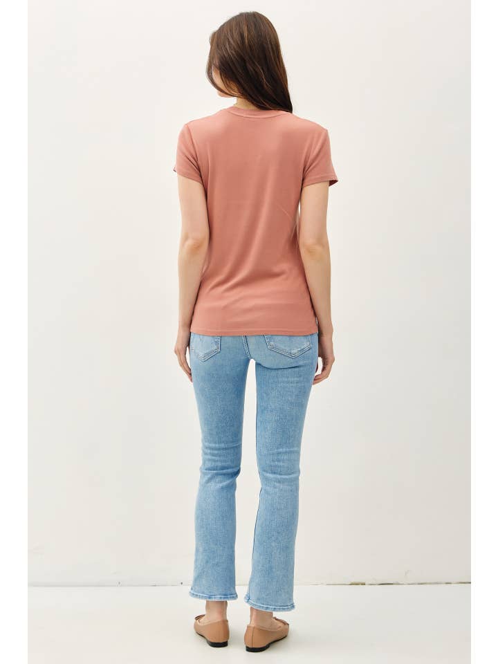 Be Cool - Wholesale T-Shirt - Women's - CLASSIC V-NECK SHORT SLEEVE SLIM T-SHIRT20