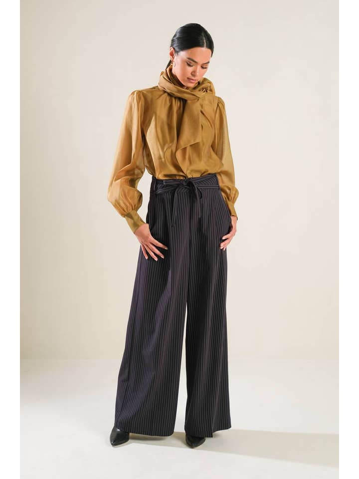 FLYING TOMATO – wholesale Blus - Dam – En solid organza-topp - FT1285