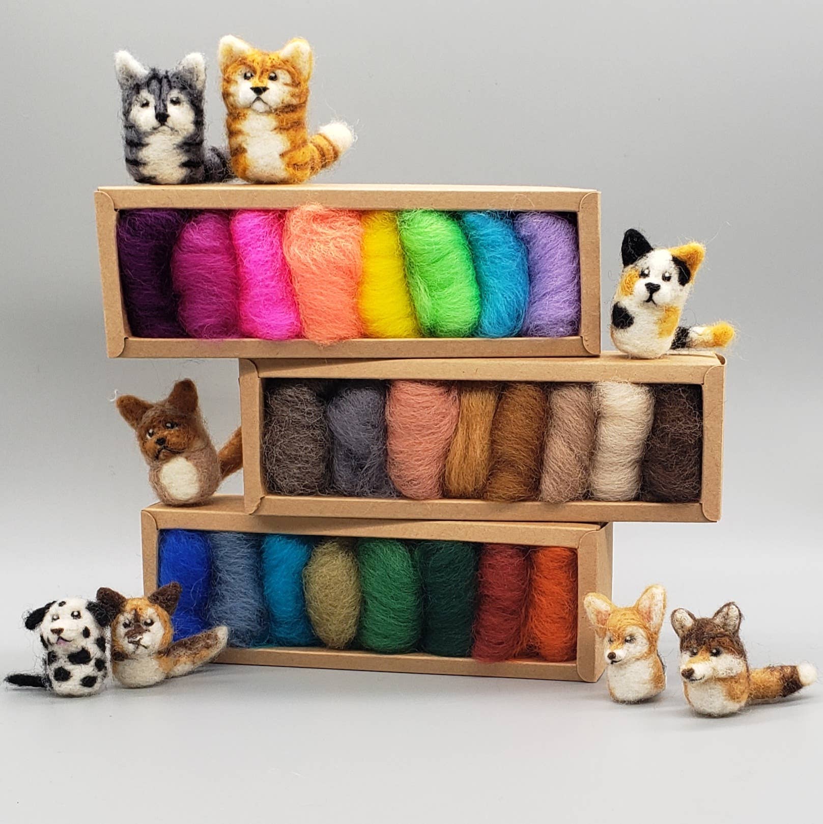 Wooliza Fiber Arts - Wholesale Craft Supplies - Large Size - Extra Wool Color Box- 16 Colors7