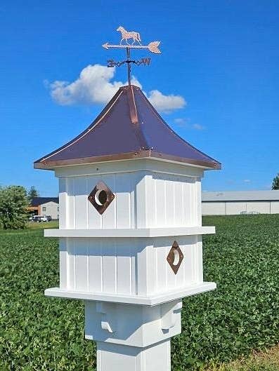 Grand nichoir en cuivre avec girouette, 4 compartiments de nidification - Fabriqué à la main pour les amoureux des oiseaux - Fabriqué à la main par les Amish - Décoration d'extérieur - 4 trous pour la vente par Better Crafter