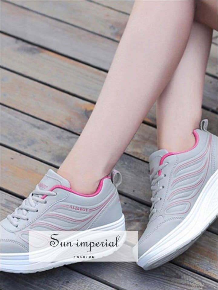 Outdoor Women's Sports Shoes Thick-soled Running Shoes for wholesale by Sun Imperial